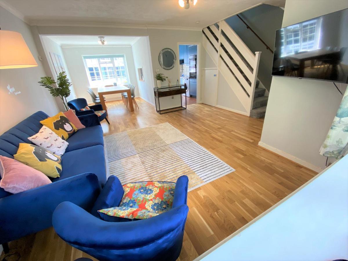 Apartamento Redhill Town Centre 3 Bed House Near Gatwick Airport, Easy Commute To London Exterior foto